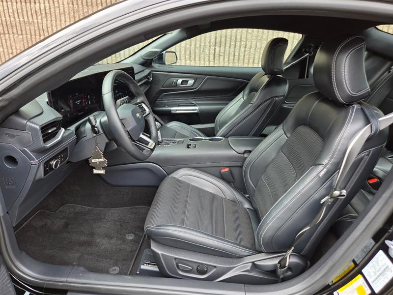 ford Mustang 2025 - 16