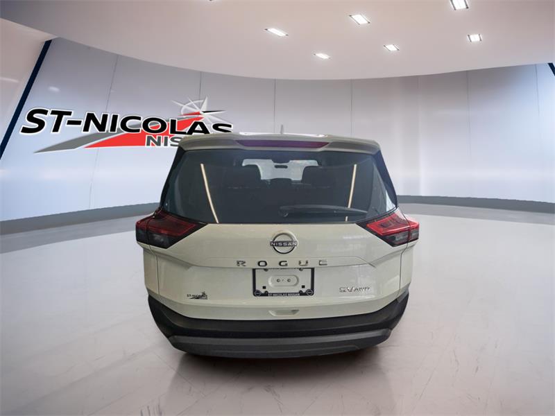 Nissan Rogue 3