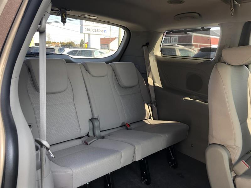 kia Sedona 2016 - 13