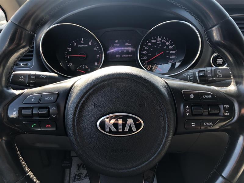 kia Sedona 2016 - 16
