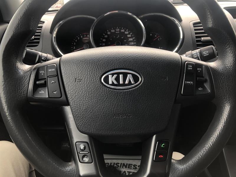 kia Sorento 2011 - 14