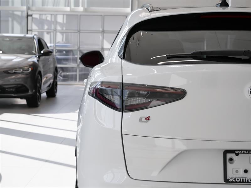 alfa romeo Stelvio 2025 - 17