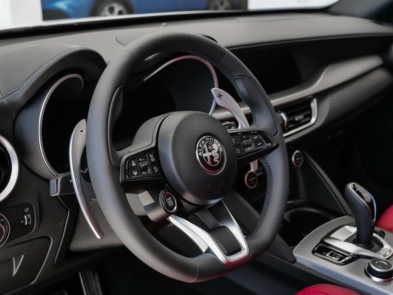 alfa romeo Stelvio 2025 - 20