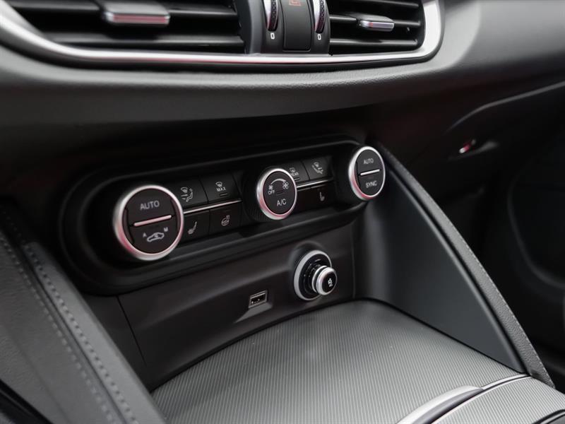 alfa romeo Stelvio 2025 - 25