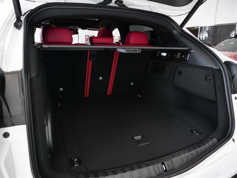 alfa romeo Stelvio 2025 - 38
