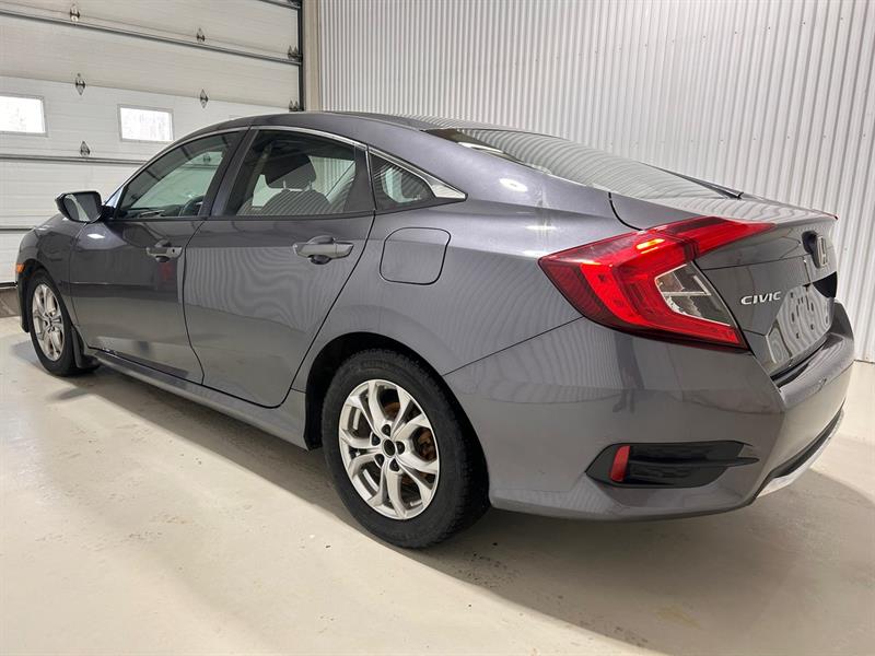 honda Civic Sedan 2020 - 11