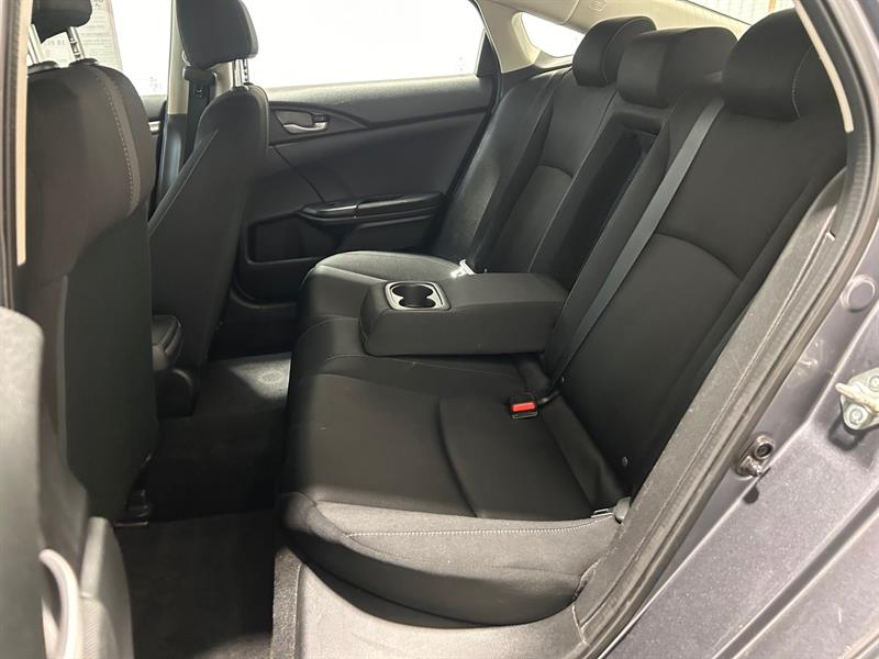 honda Civic Sedan 2020 - 16
