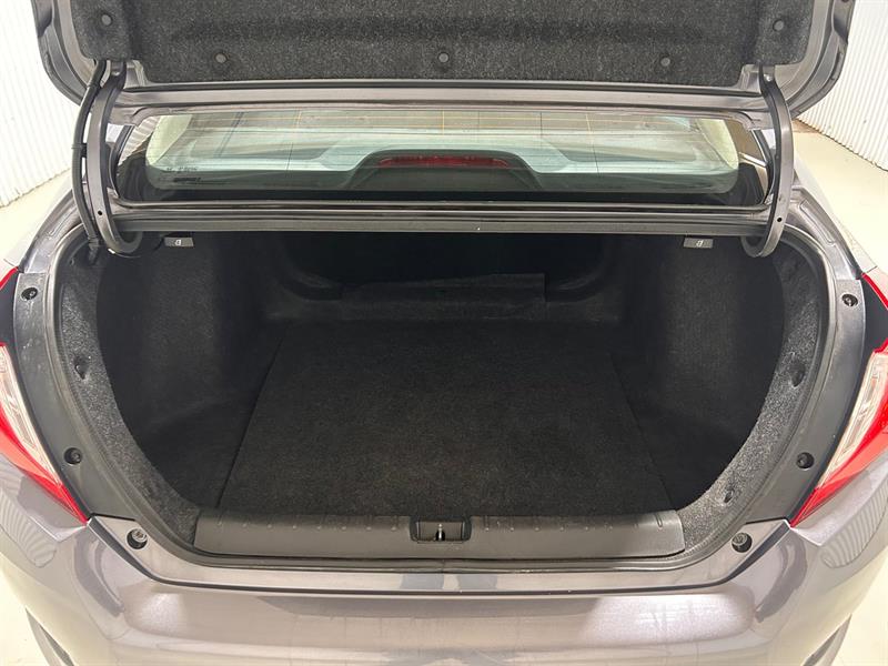 honda Civic Sedan 2020 - 17