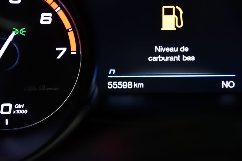 alfa romeo Giulia 2020 - 16