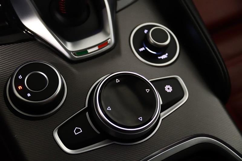alfa romeo Giulia 2020 - 22