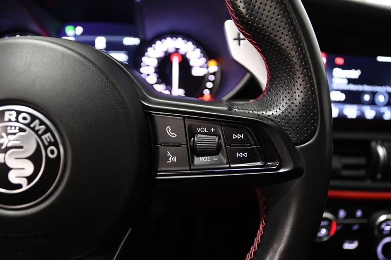 alfa romeo Giulia 2020 - 23