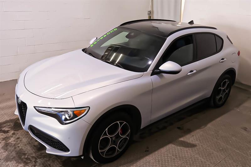 alfa romeo Stelvio 2022 - 3