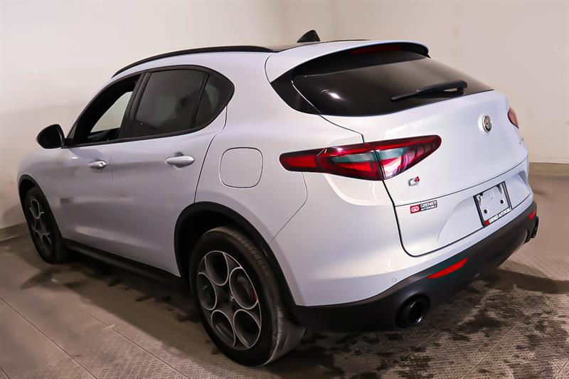 alfa romeo Stelvio 2022 - 5