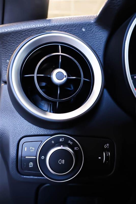 alfa romeo Stelvio 2022 - 29