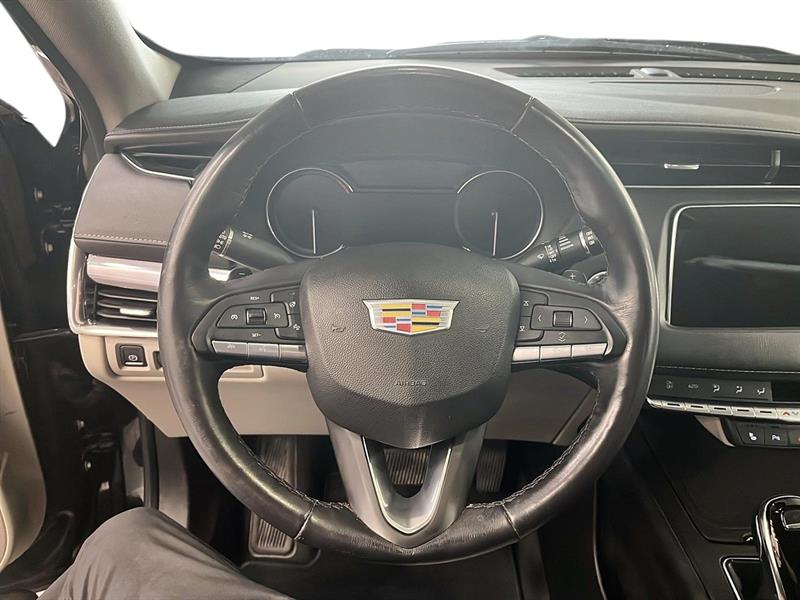 cadillac XT4 2022 - 12