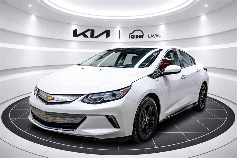 2017 Chevrolet Volt - Image 3