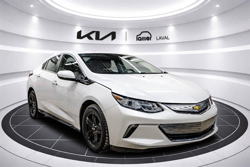 2017 Chevrolet Volt - Image 9