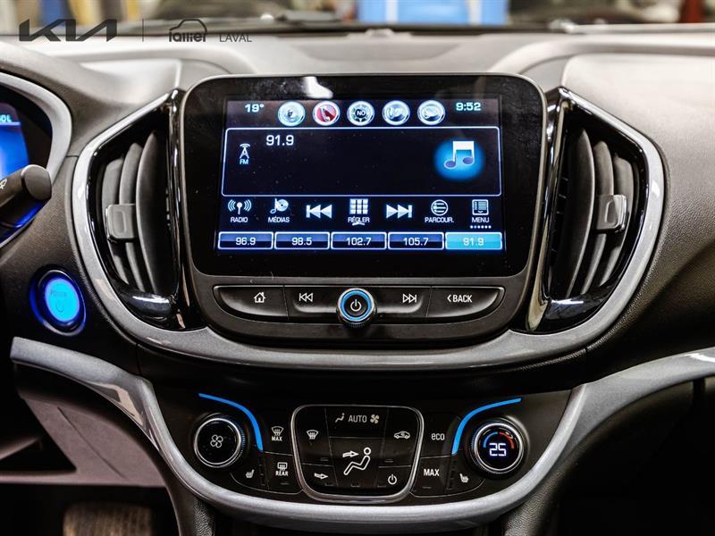 2017 Chevrolet Volt - Image 24