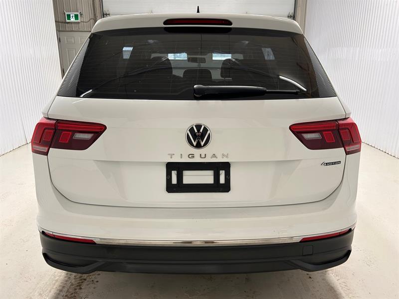 2022 Volkswagen Tiguan - Image 8