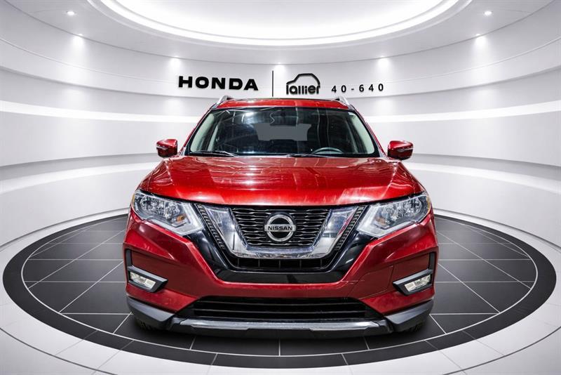 2018 Nissan Rogue - Image 2