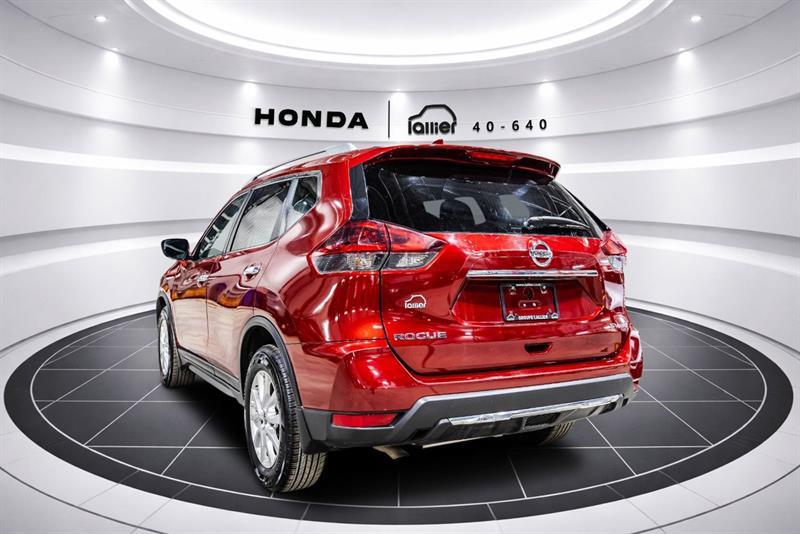 2018 Nissan Rogue - Image 5