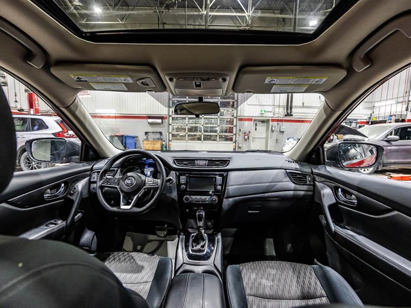 2018 Nissan Rogue - Image 15