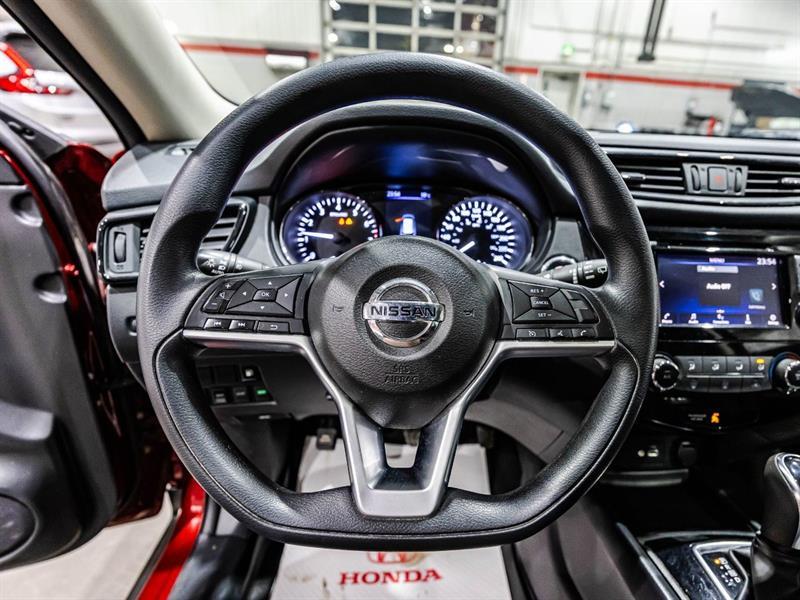 2018 Nissan Rogue - Image 23