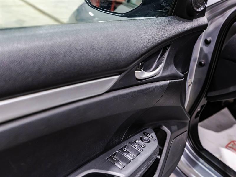 2017 Honda Civic - Image 11