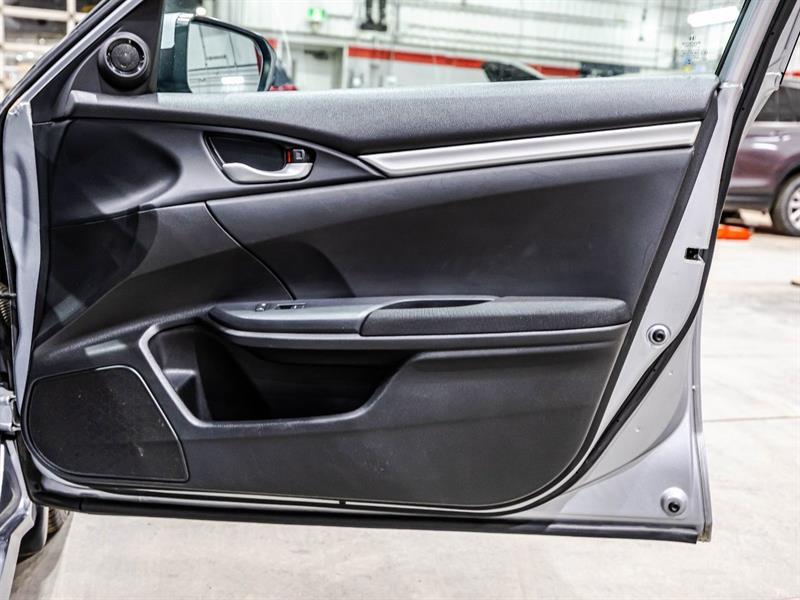 2017 Honda Civic - Image 16