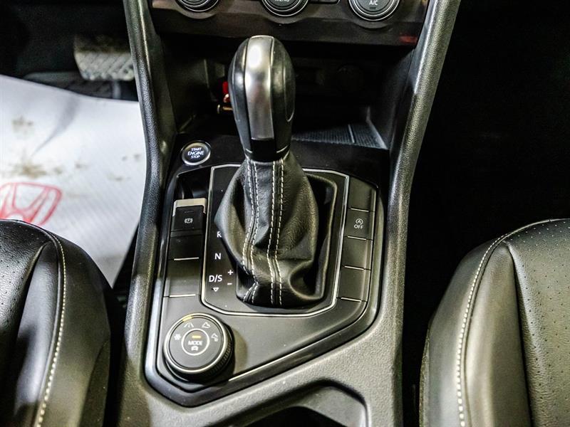 2021 Volkswagen Tiguan - Image 26