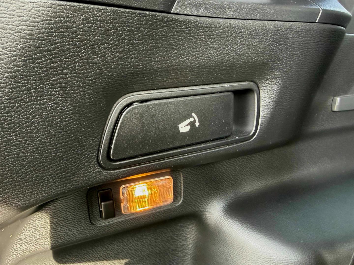 mitsubishi Outlander 2023 - 17