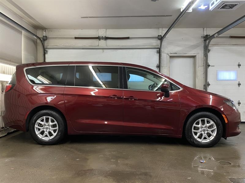 chrysler Grand Caravan 2021 - 8
