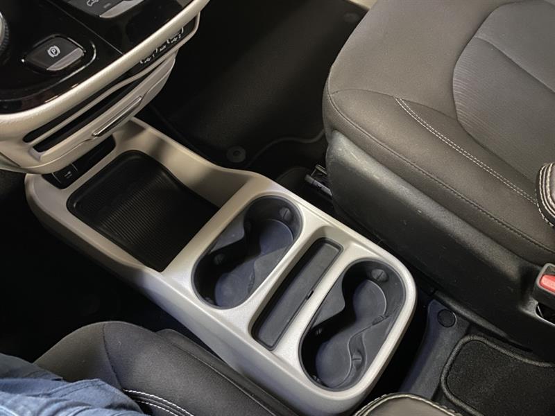 chrysler Grand Caravan 2021 - 29