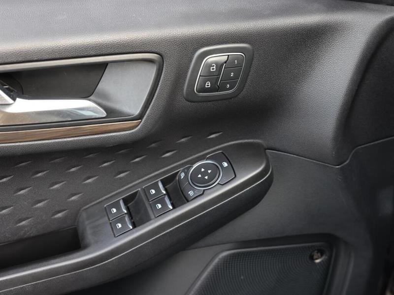 ford Escape 2020 - 25
