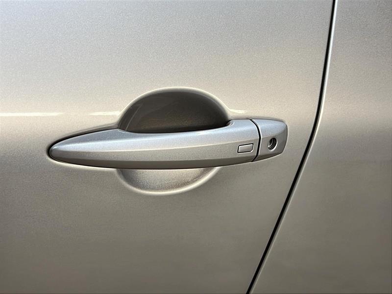 nissan Rogue 2023 - 25