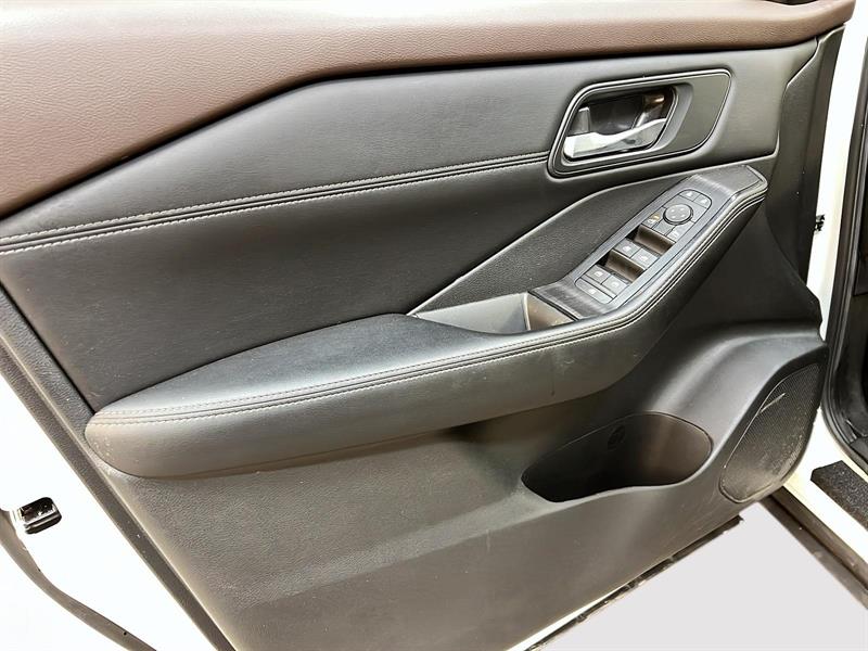 nissan Rogue 2023 - 25
