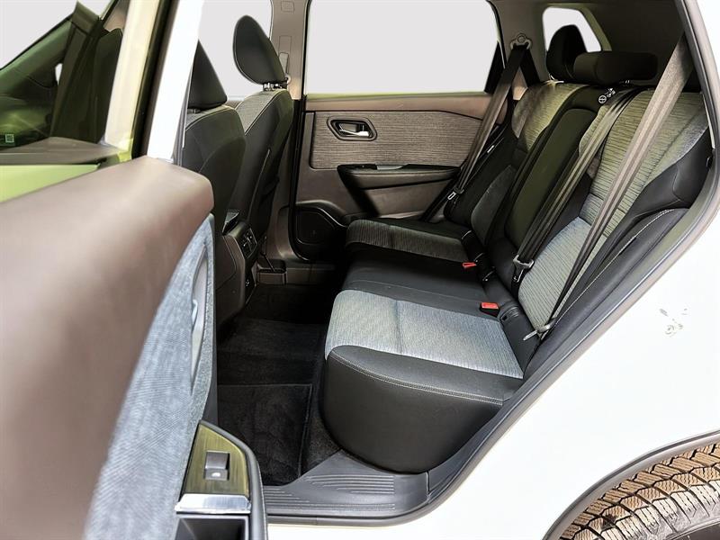 nissan Rogue 2023 - 9