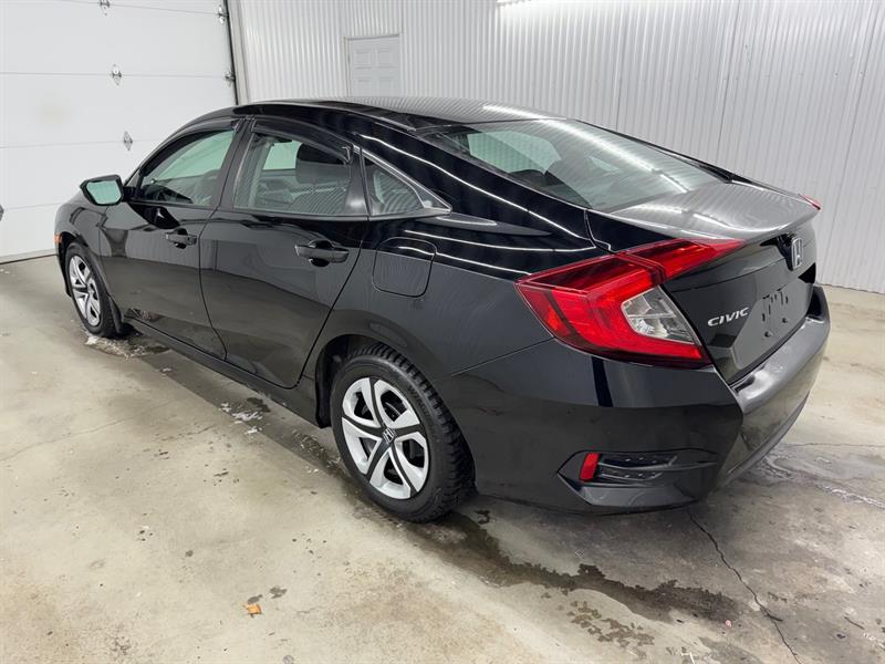 honda Civic Sedan 2018 - 8