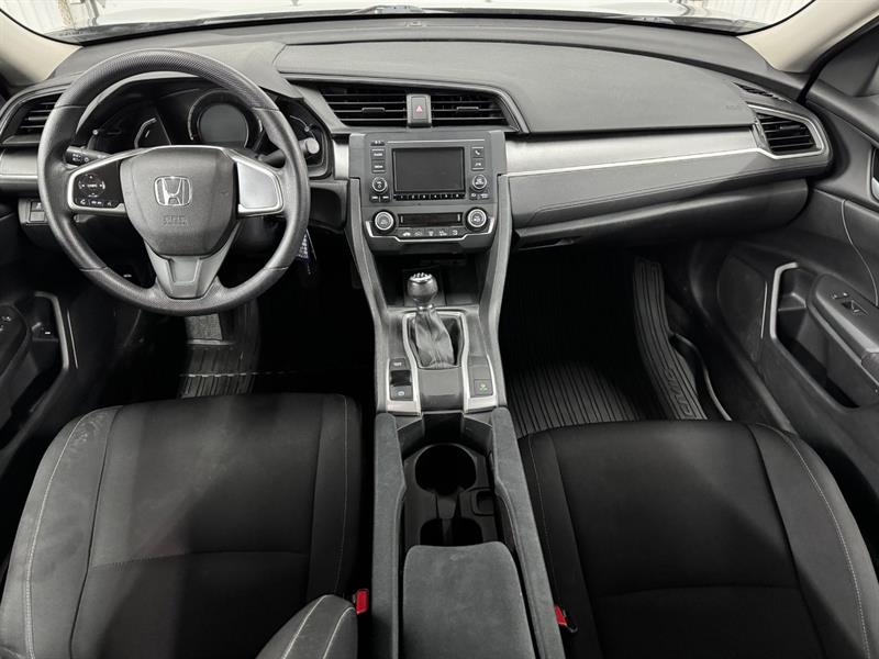 honda Civic Sedan 2018 - 24