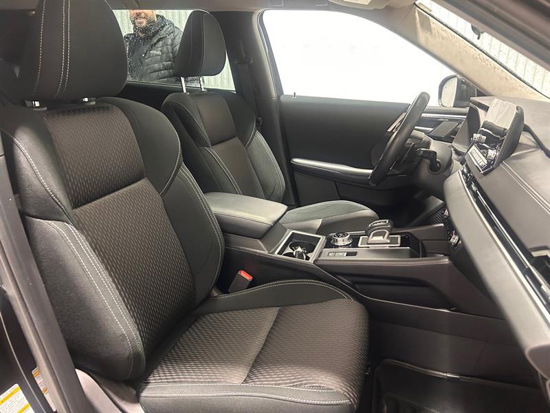 mitsubishi Outlander 2022 - 22