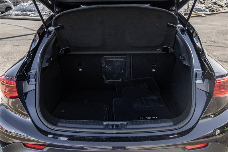 infiniti QX30 2018 - 11