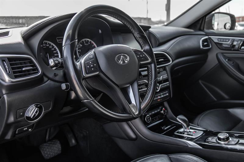 infiniti QX30 2018 - 15