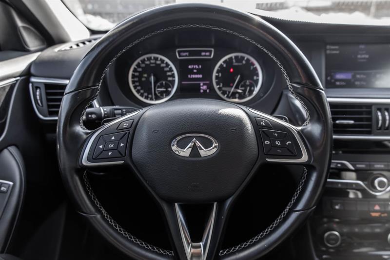 infiniti QX30 2018 - 16