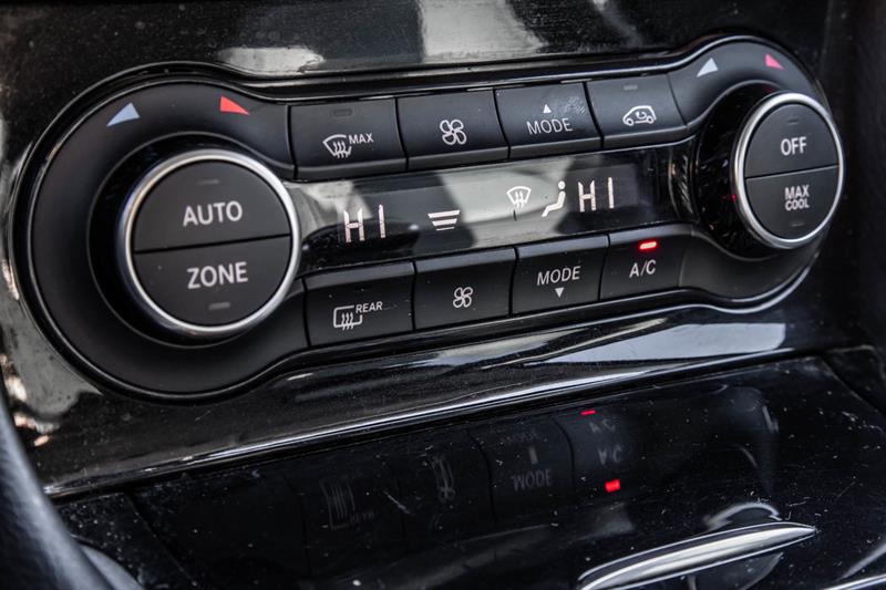infiniti QX30 2018 - 25