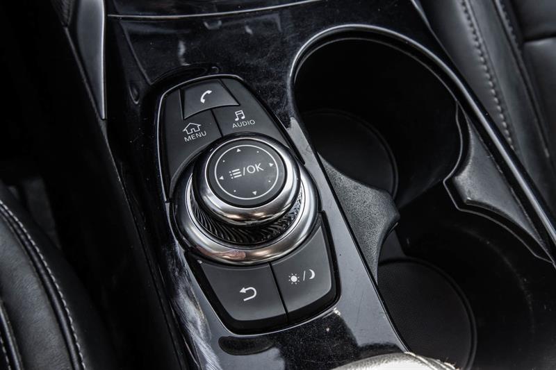 infiniti QX30 2018 - 27