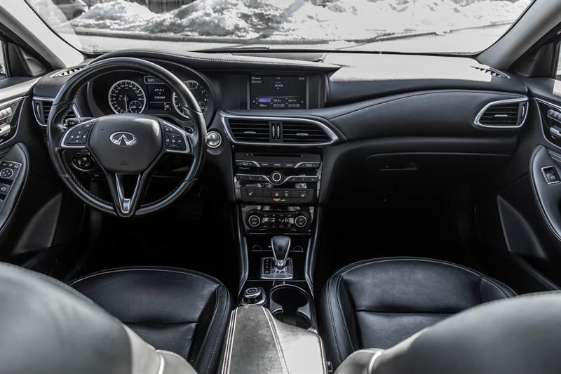 infiniti QX30 2018 - 30