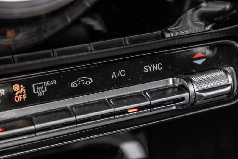 mercedes-benz CLA250 2023 - 33