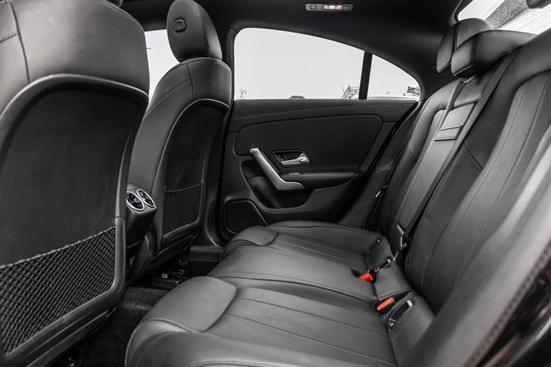 mercedes-benz CLA250 2023 - 37