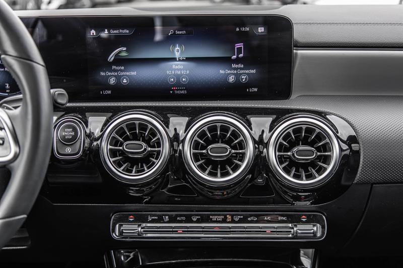 mercedes-benz CLA250 2023 - 40