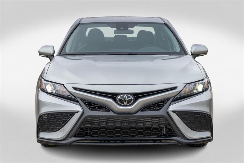 toyota Camry 2023 - 2
